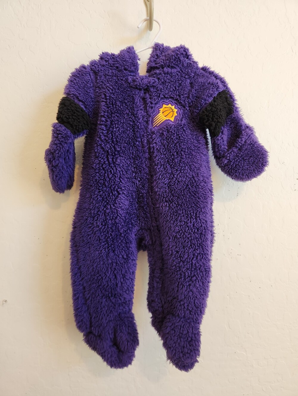 Plush Phoenix Suns infant fleece bunting sleeper